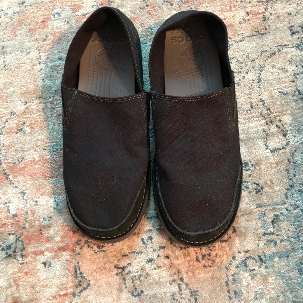 Men’s Crocs - Picture 2 of 3
